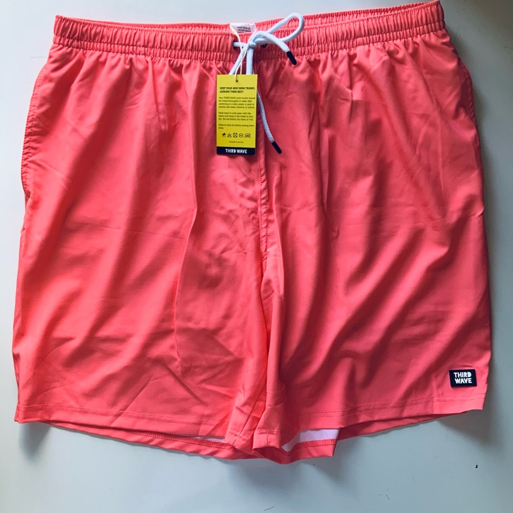 THIRD WAVE Men’s swim Trunks